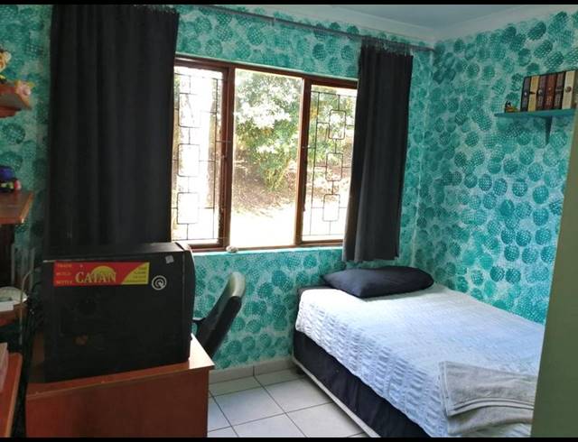 3 BEDROOM HOUSE FOR SALE IN CAVERSHAM GLEN